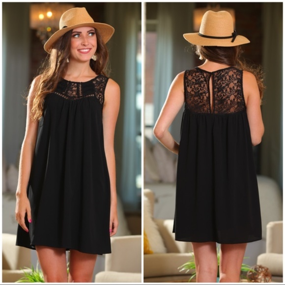 ❤️ Pretty Little Black Lace Dress - Picture 2 of 2